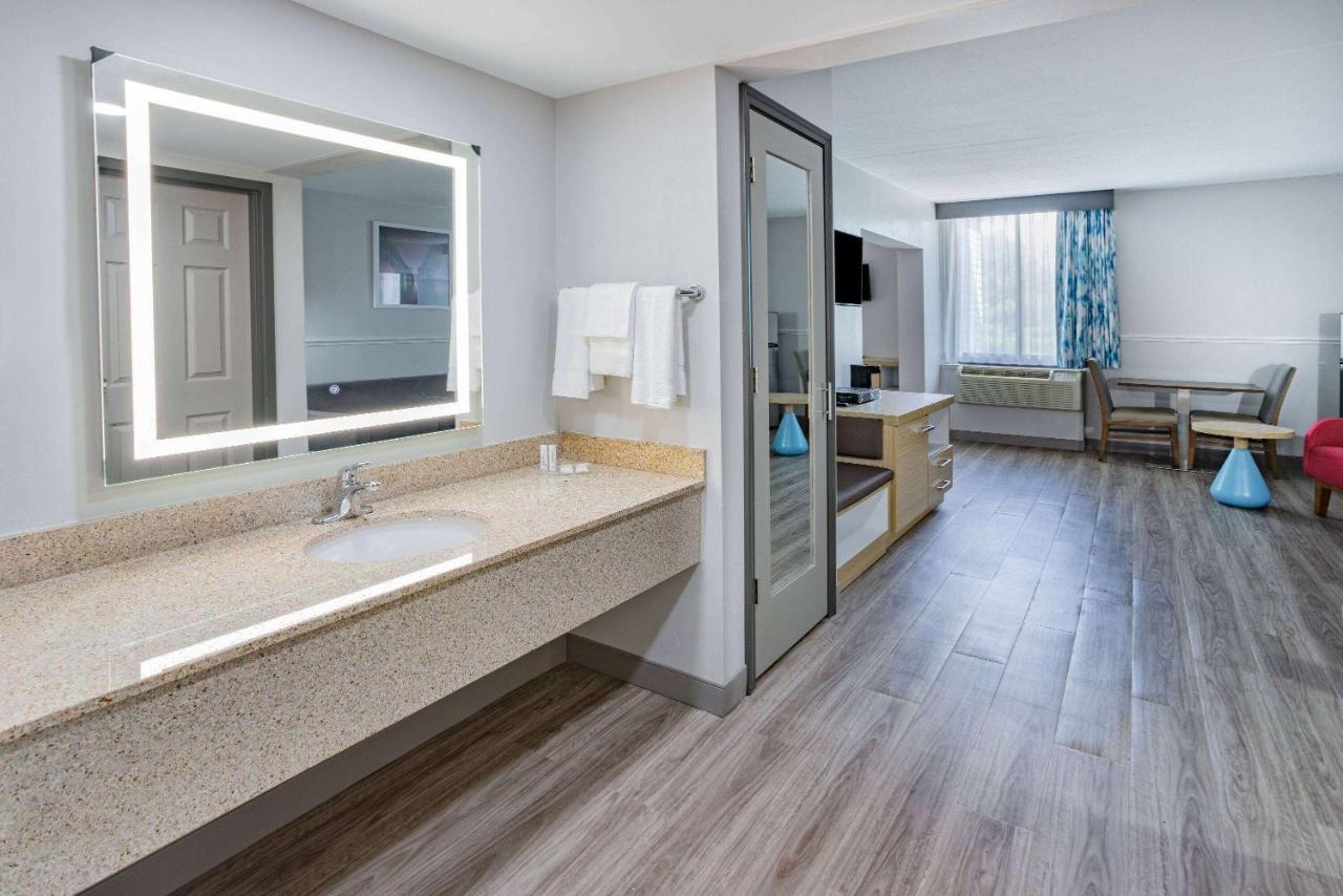 Hotel Wingate By Wyndham Fishkill Exteriér fotografie